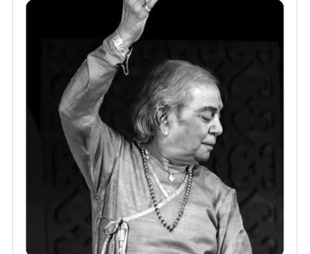 Sartaj of Kathak Pandit Birju Maharaj passed away, took his last breath while playing with his grandson.