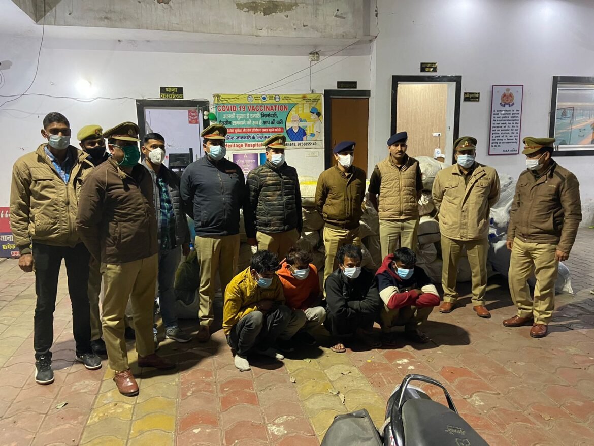 Hemp worth crores was hidden under water bottles, 4 smugglers arrested