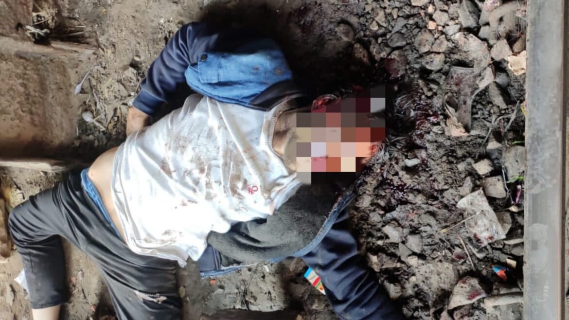 Brutally killed by crushing his head with stone, body of youth found under Ravali bridge
