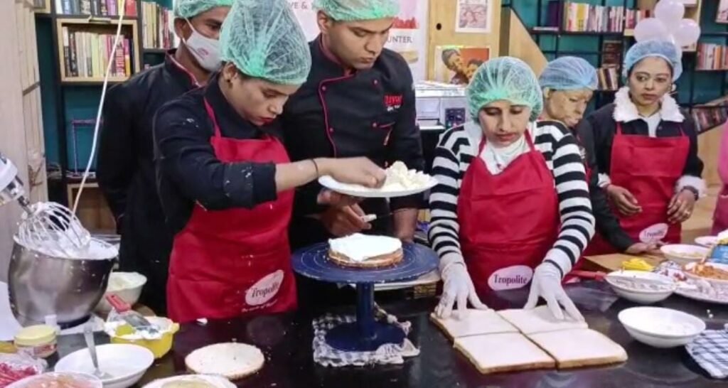Live Bakery of Acid Attack Survivors was launched, this Gwalior based company gave training