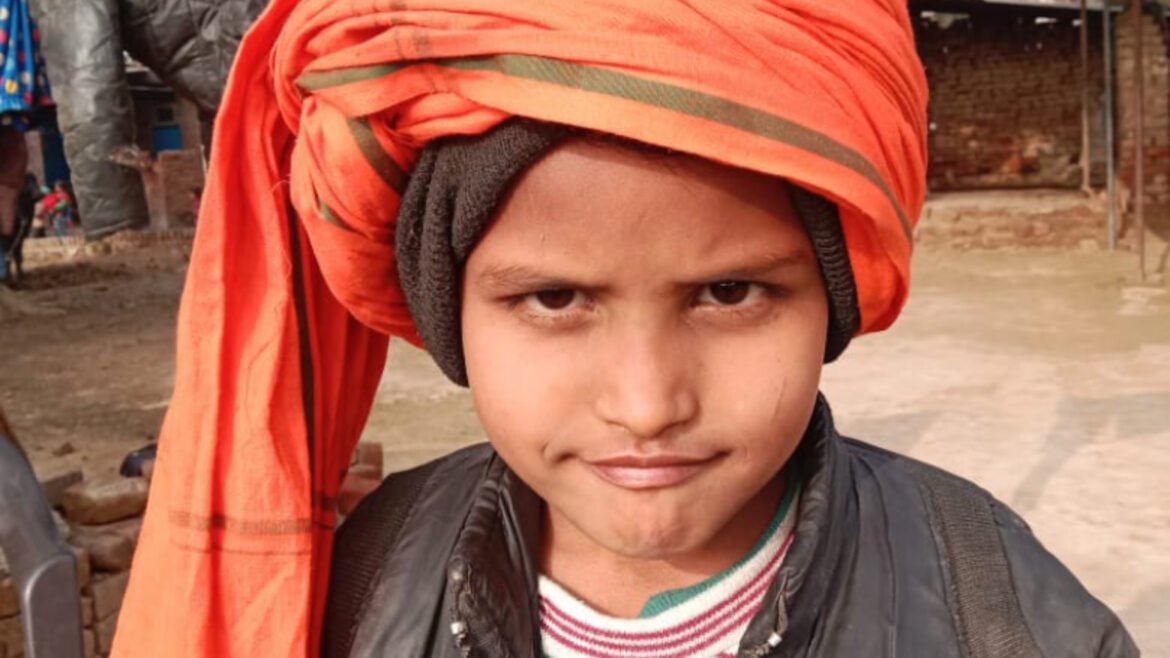 7-year-old innocent missing from home, police searched and handed over to family members within 24 hours.