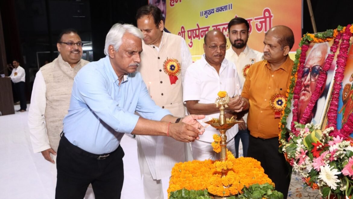 'Choose such a person who can teach a lesson to the opponents of the nation' - Pushpendra Kulshrestha