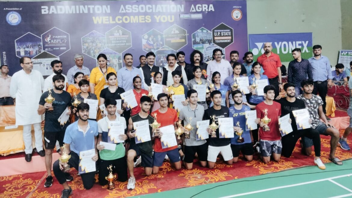 Noida's Chirag and Neer became champions in the final match in the badminton tournament